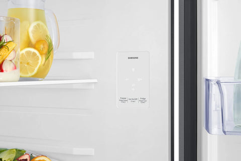 Samsung 30" 17.6 Cu. Ft. Smart Top-Freezer Refrigerator - Stainless Steel - RT18DG6500SRAC
